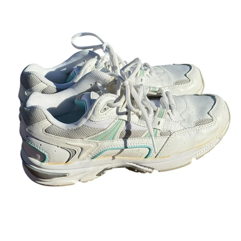 Vionic Women's Walker Casual Walking Sneakers White with‎ Light Blue Sz 7.5